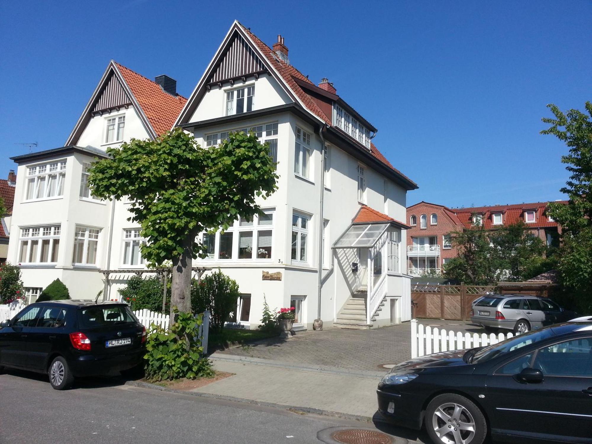 Haus Uebersee Sansibar *